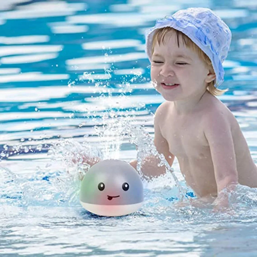 WATER WHALE BATH TIME FUN! LIGHT-MUSIC-SPRAY-FUN